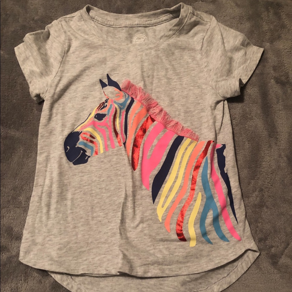 Girls graphic tee